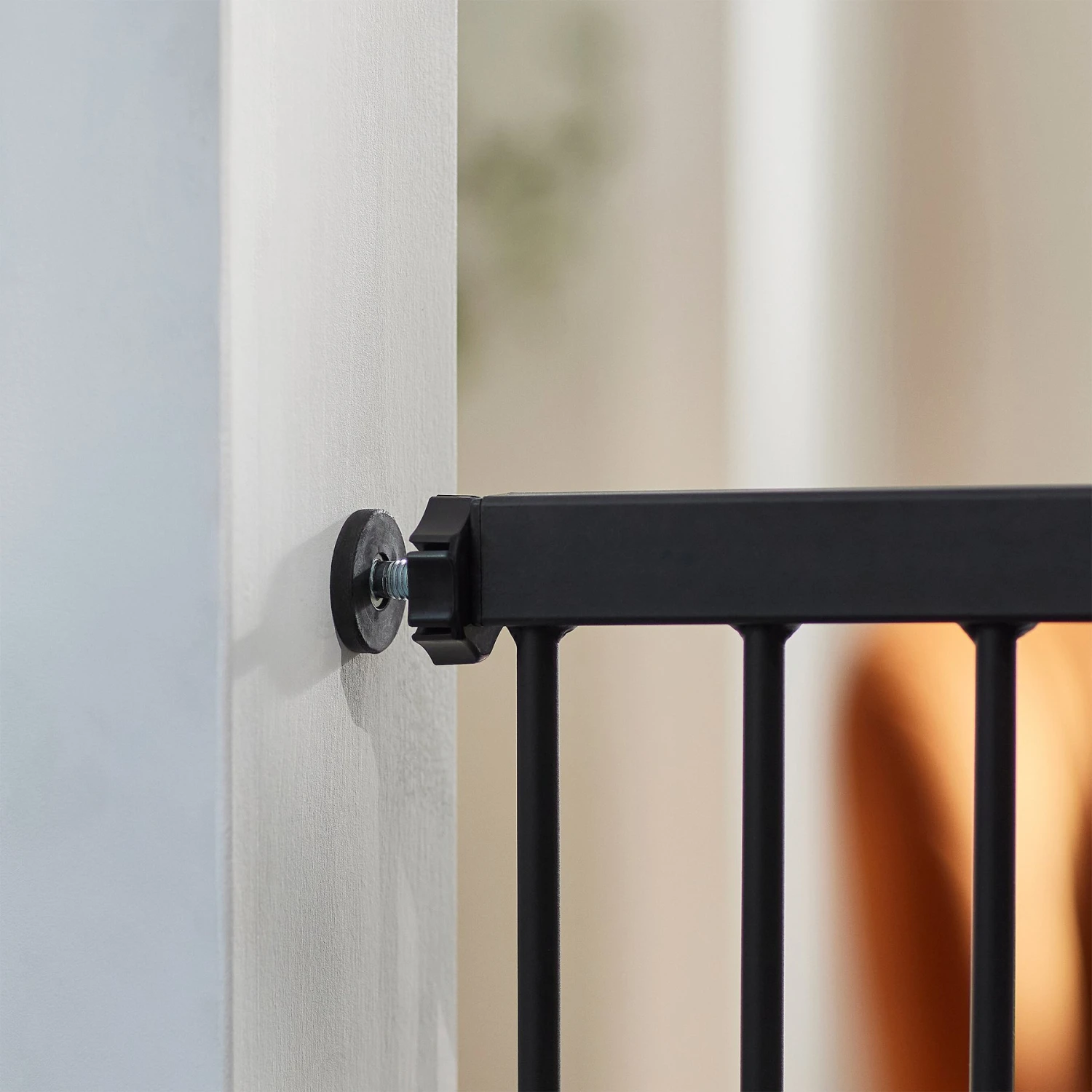 Frisco Metal Pattern Extra Tall Auto-close Dog Gate 6 Frisco Metal Pattern Extra Tall Auto-close Dog Gate - Image 4